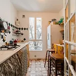 Superb Bright Apartment In Batignolles